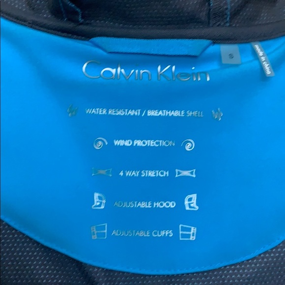 Calvin Klein Lightweight Hooded Jacket - Picture 5 of 6